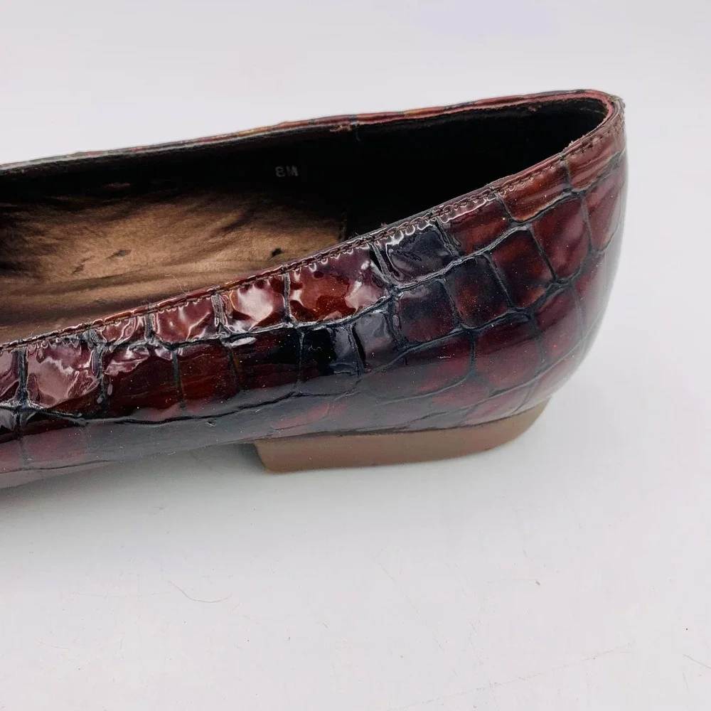 VANELi Loafers Dress‎ Shoes Croc Embossed Brown Patent Studded Buckle 8M Flats